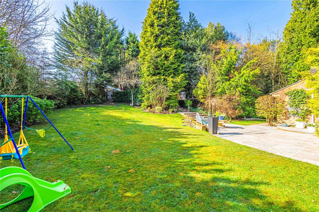 Property photo 3 of 38 Picture No. 10