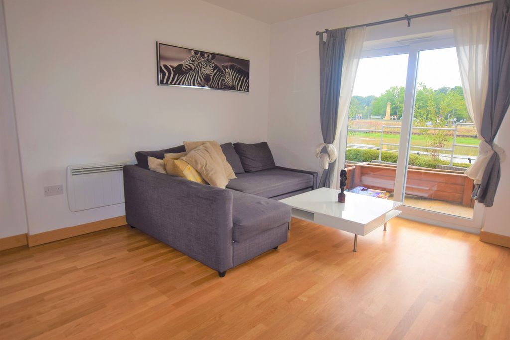 Property photo 3 of 9