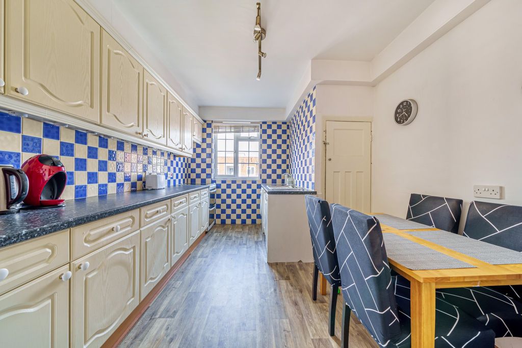 Property photo 3 of 9 957310 (5).Jpg