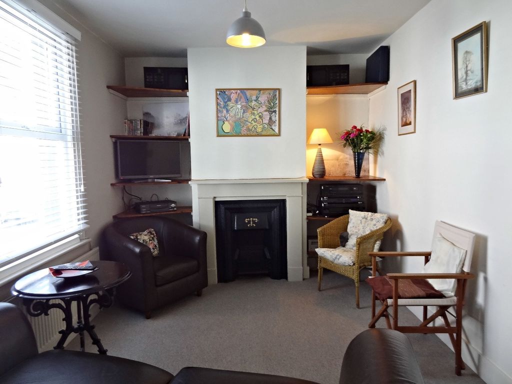 Property photo 2 of 20 4554832