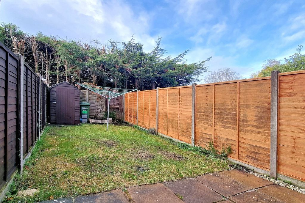 Property photo 3 of 11