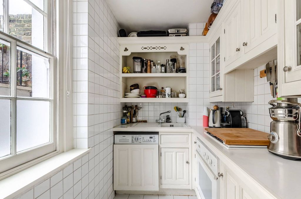 Property photo 2 of 6