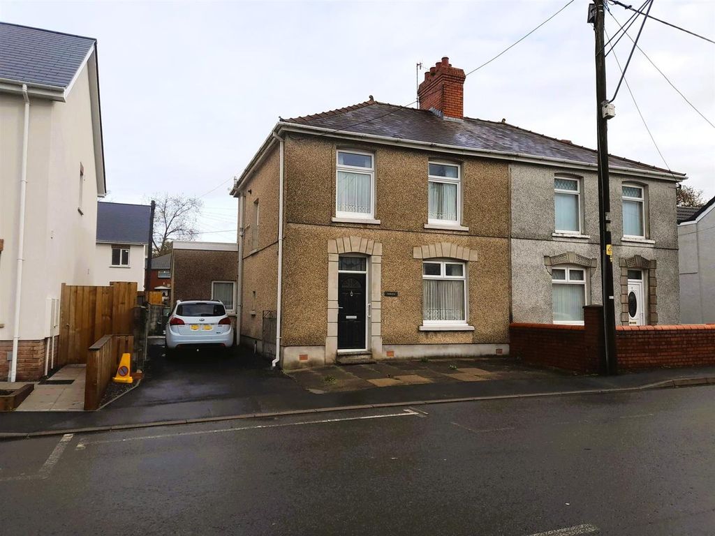 Property photo 1 of 39