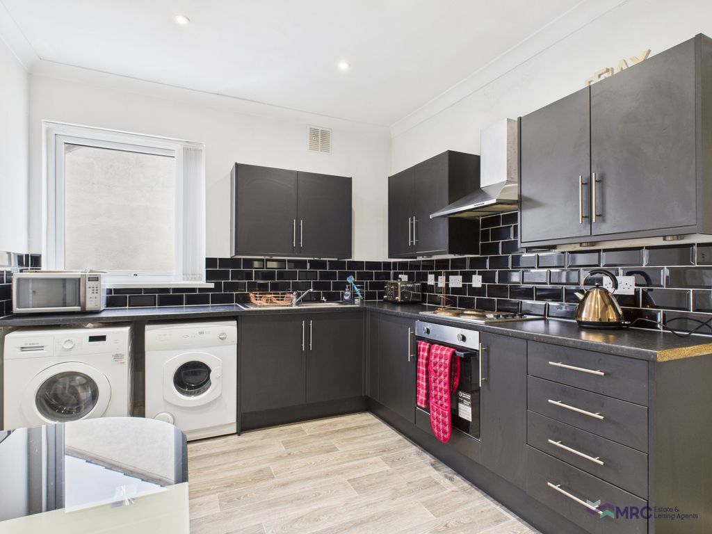 Property photo 1 of 6 Furnished One Bedroom Apartment