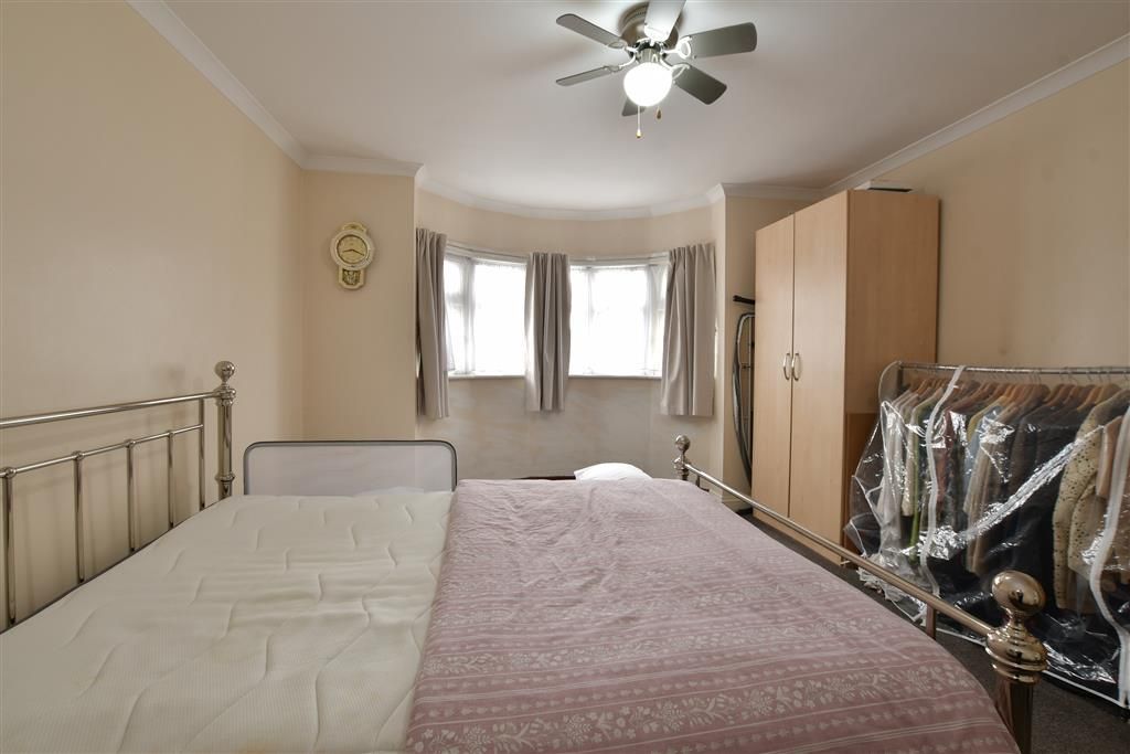 Property photo 2 of 12 Bedroom 1