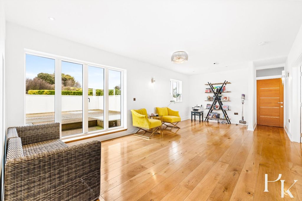 Additional image 14 of 5 bed detached house for saleRoedean Crescent, Brighton BN2