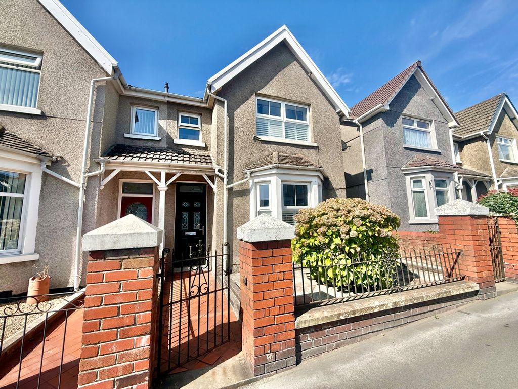 Property photo 1 of 23