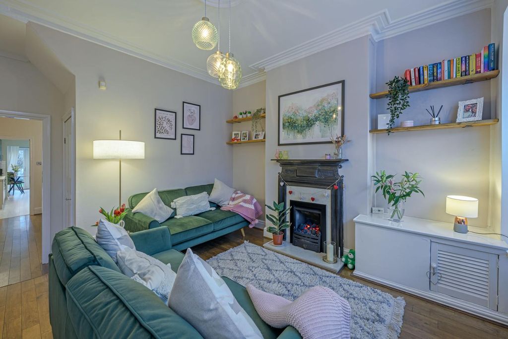 Property photo 2 of 23 2