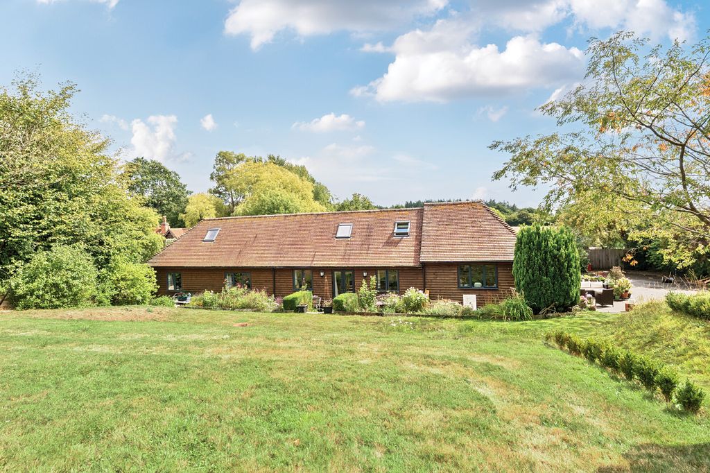Property photo 1 of 23