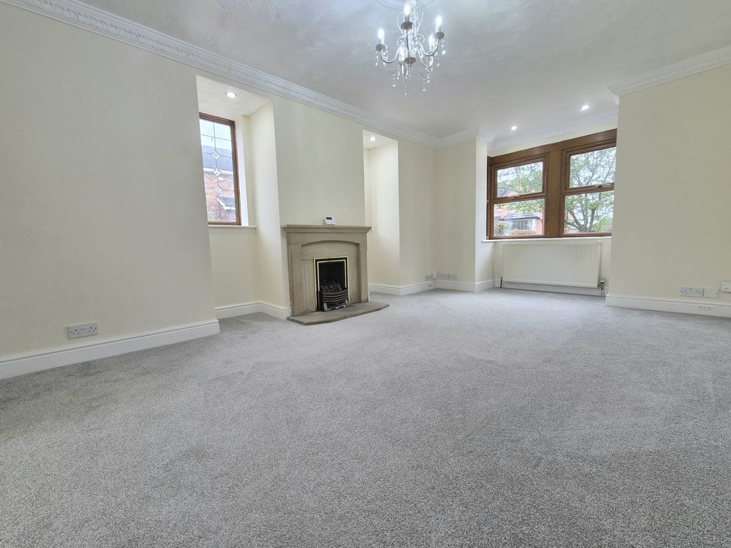 Property photo 3 of 25