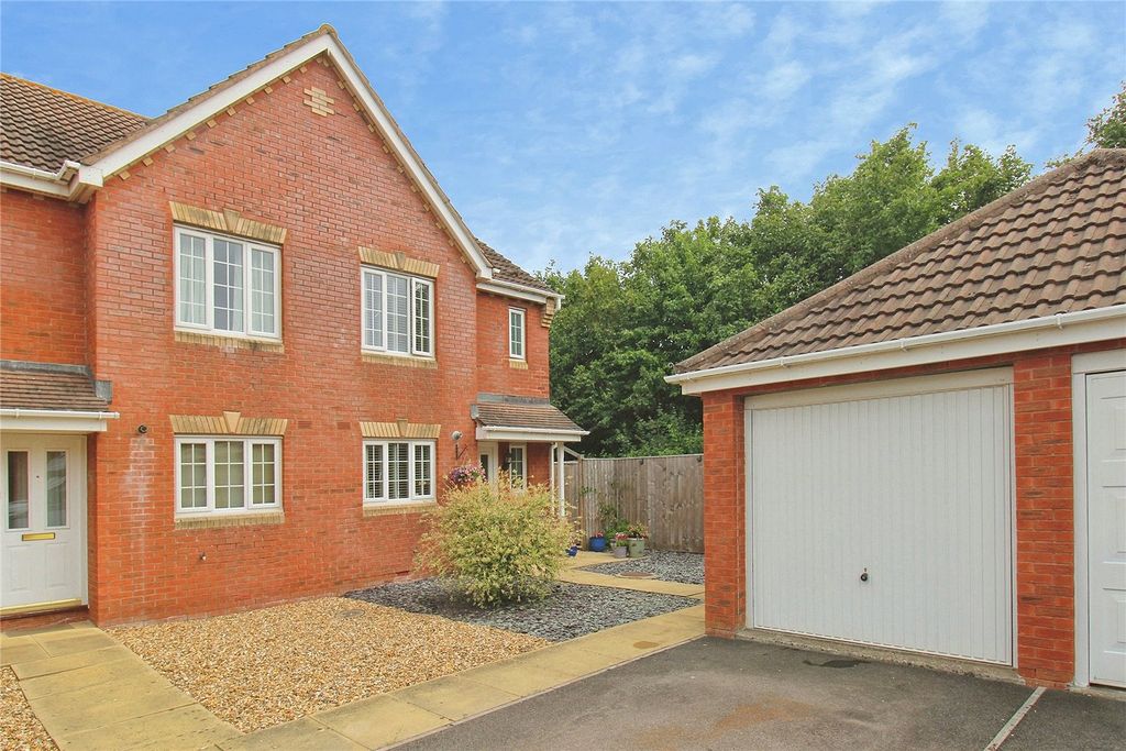 Property photo 1 of 20 Picture No. 02