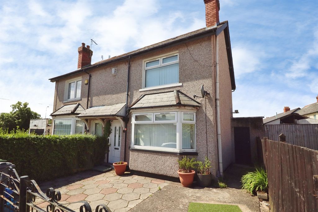 Property photo 1 of 18