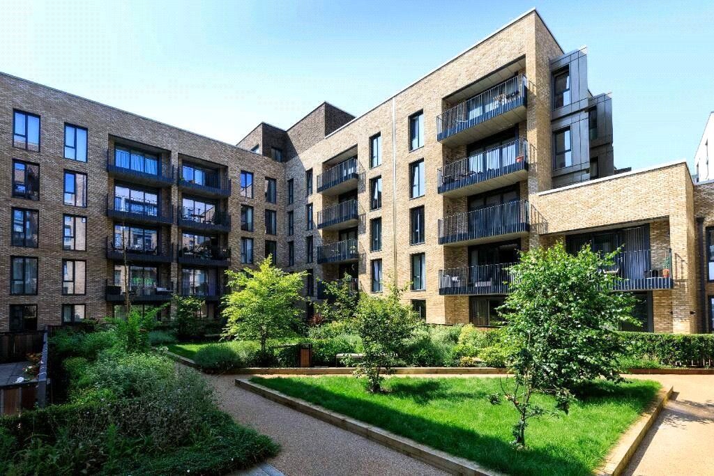 Property photo 1 of 10 Exterior