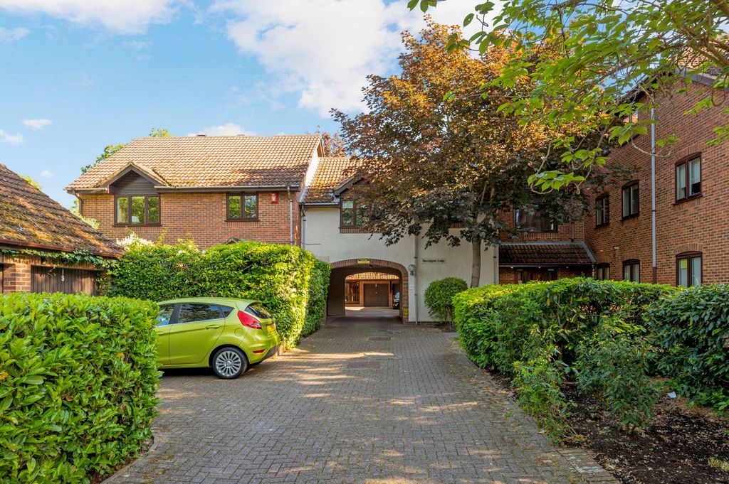 Property photo 1 of 11