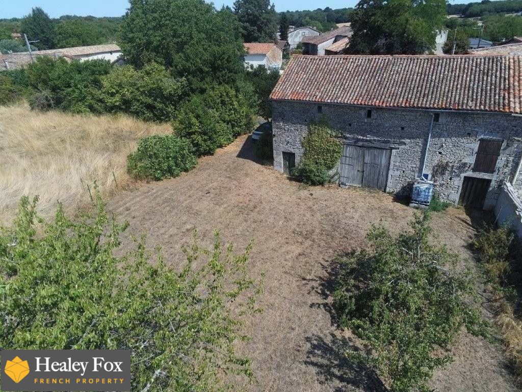 Property photo 1 of 16 Main Exterior View