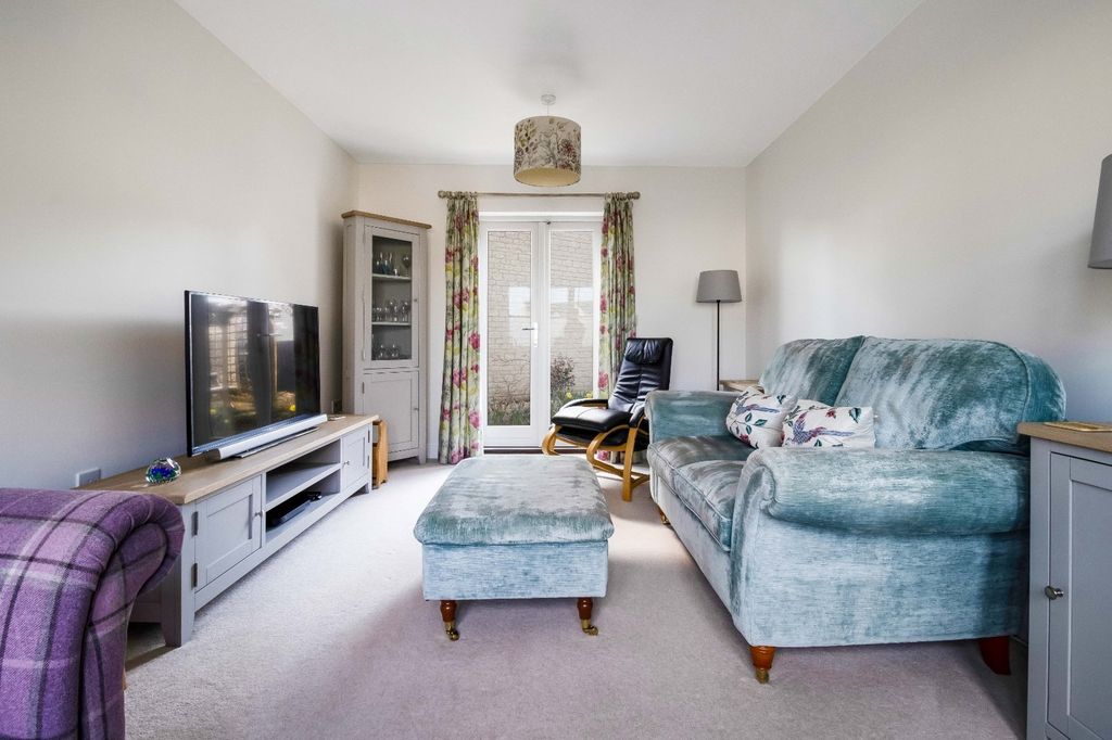 Property photo 2 of 15 Picture No. 07