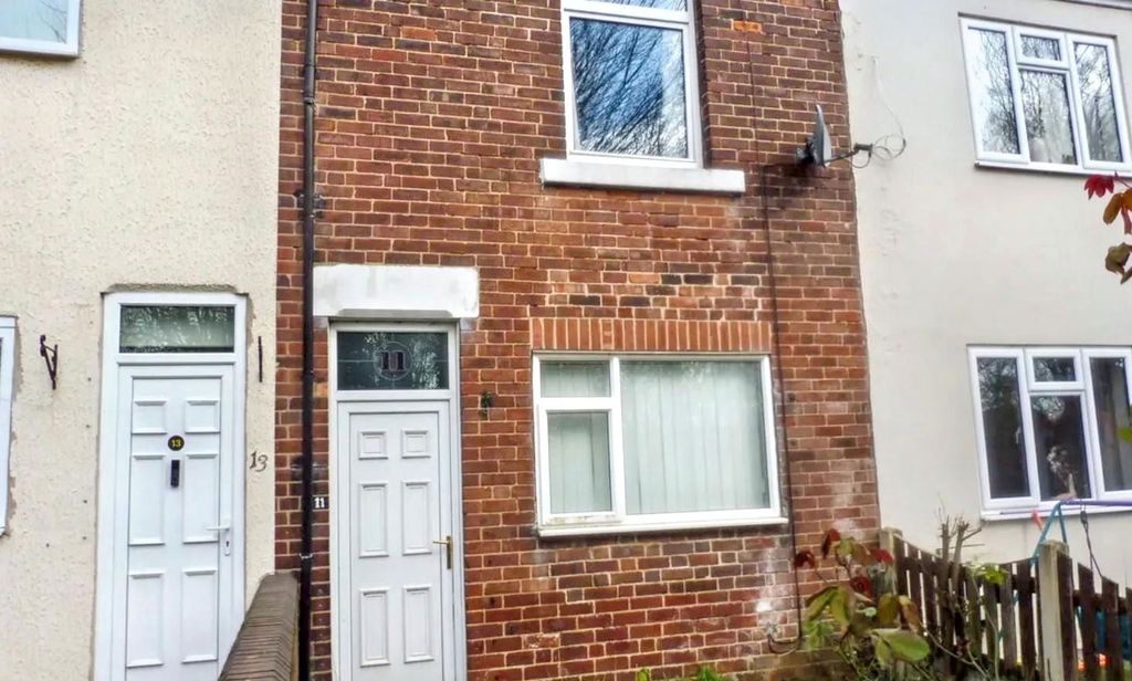 Property photo 1 of 12
