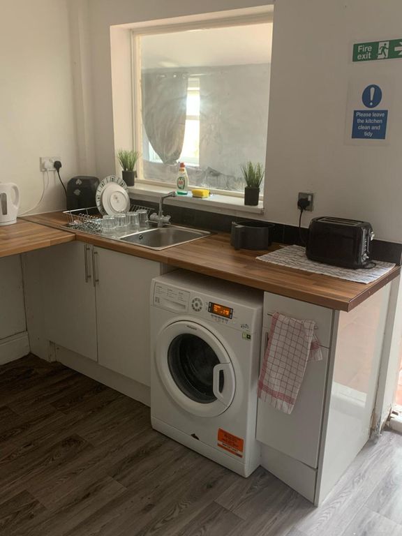 Property photo 2 of 4