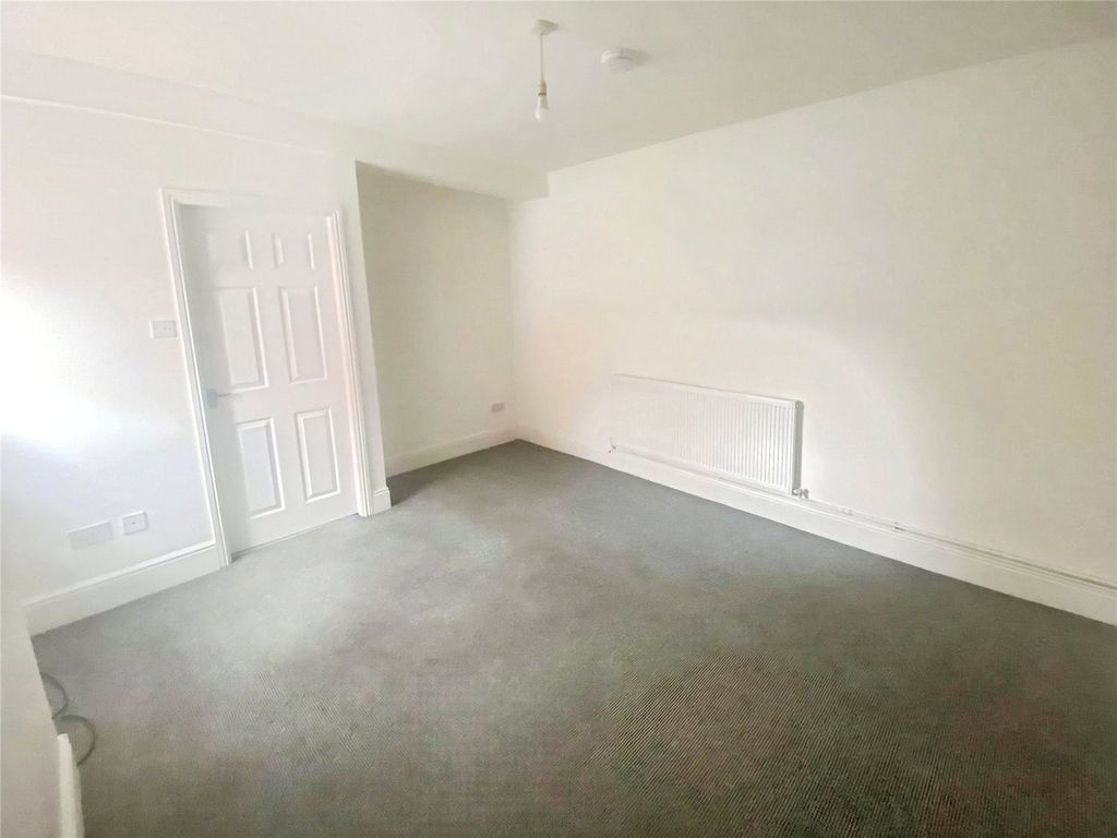 Property photo 2 of 9 Living Room