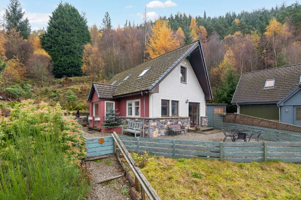 Property photo 1 of 46