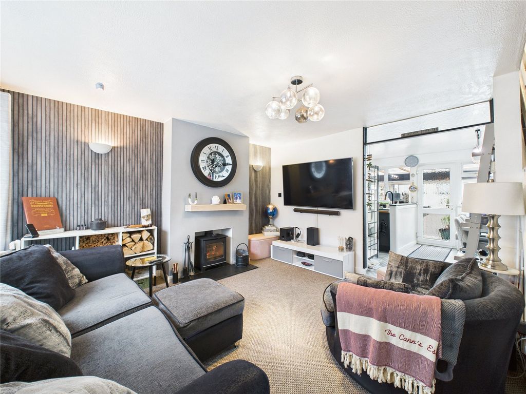 Property photo 1 of 25 Picture No. 24