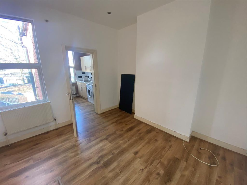 Property photo 2 of 5 2.Jpg