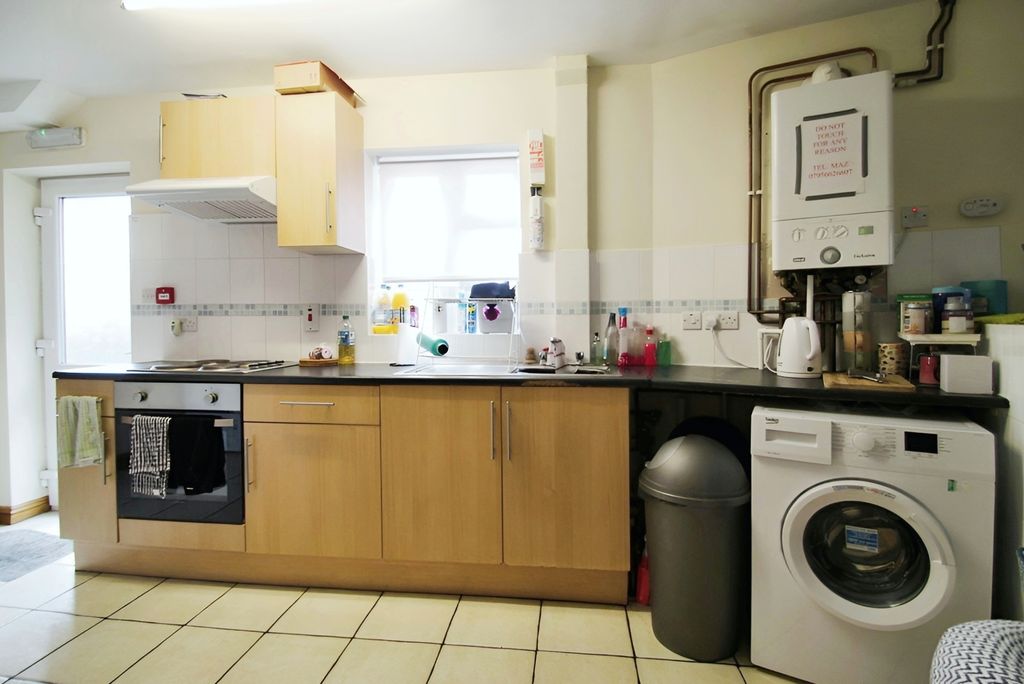 Property photo 3 of 8 20E4F8Bd-Img_552_10_Large