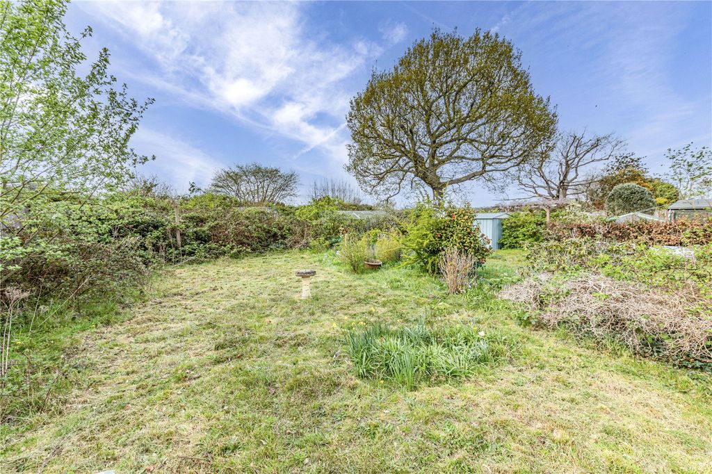 Property photo 2 of 21 Picture No. 25