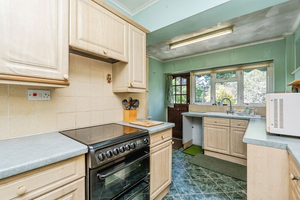 Property photo 3 of 17 Photo