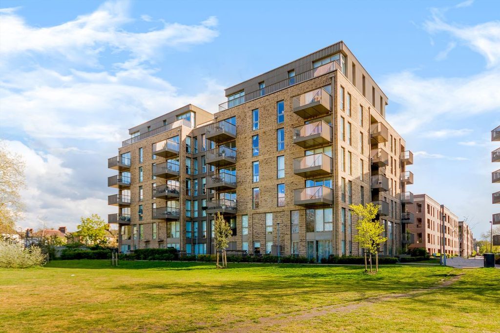 Property photo 1 of 1