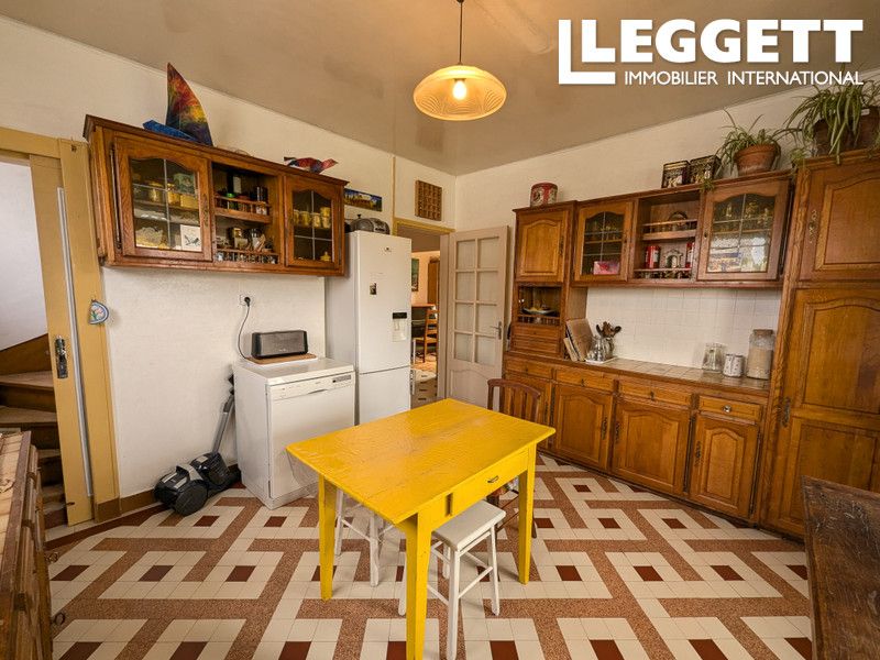 Property photo 2 of 10