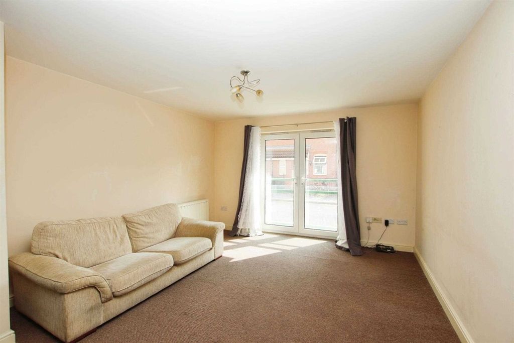 Property photo 3 of 8 4132414