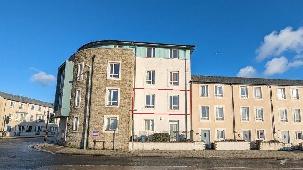 Property photo 1 of 7 1Â Bedroom Apartment For Sale