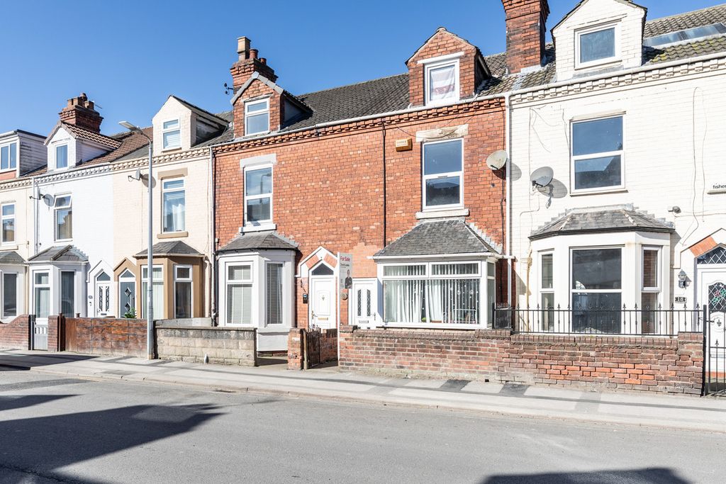 Property photo 1 of 9