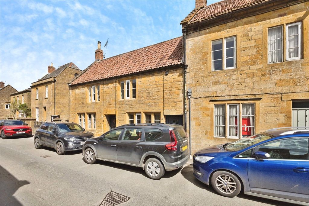 Property photo 1 of 39 Picture No. 20