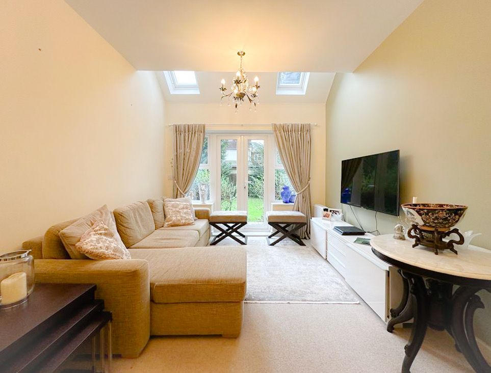 Property photo 3 of 18