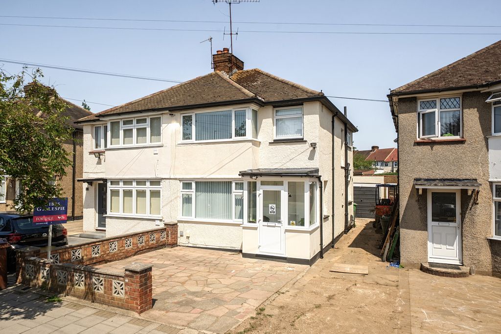 Property photo 2 of 19 1483010-20-6A3Be4...