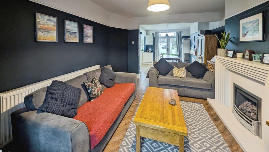 Property photo 1 of 15 0Ad7A381-1000038364