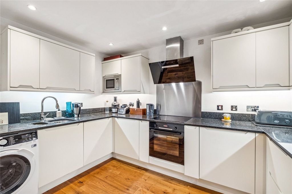 Property photo 3 of 16 Kitchen