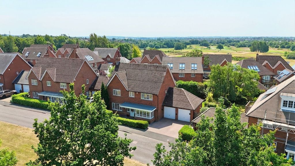 Property photo 1 of 32