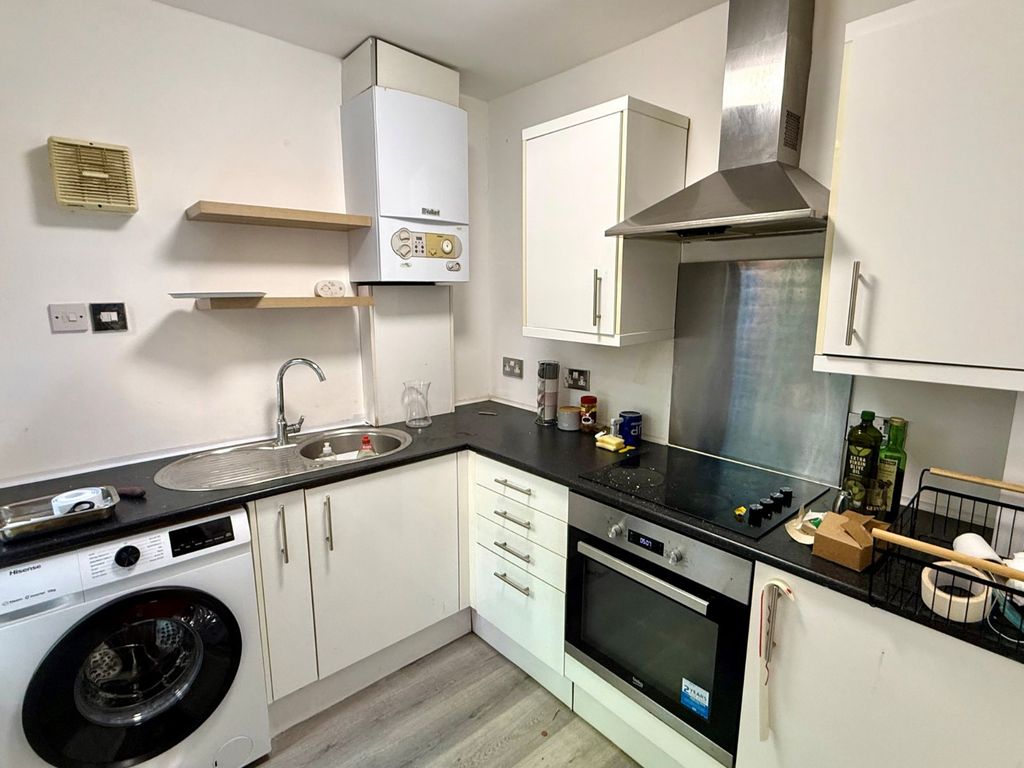 Property photo 2 of 11 Picture No. 07