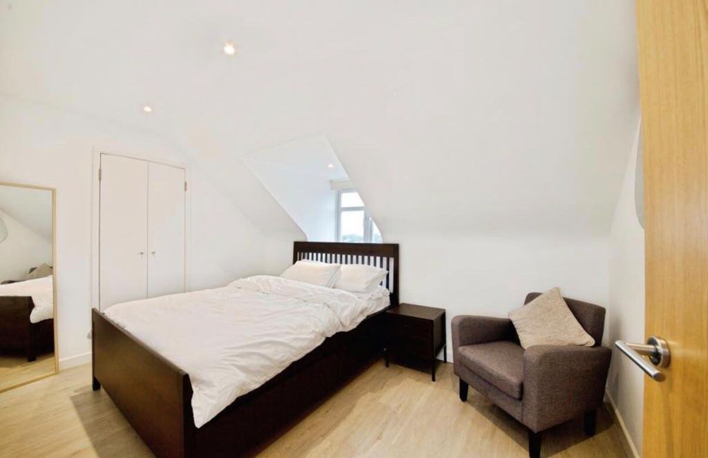Property photo 3 of 12 Bedroom