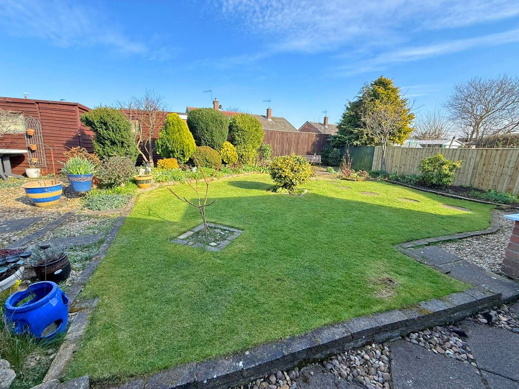Property photo 2 of 14 Img_2700