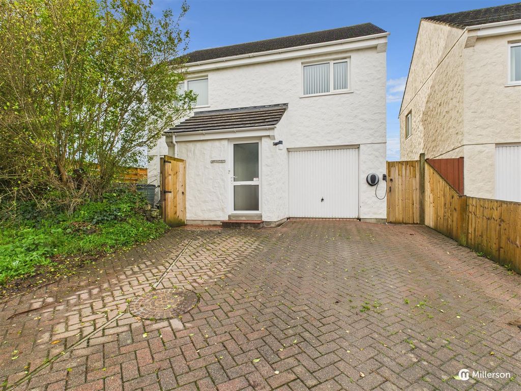 Property photo 1 of 20 Front Aspect