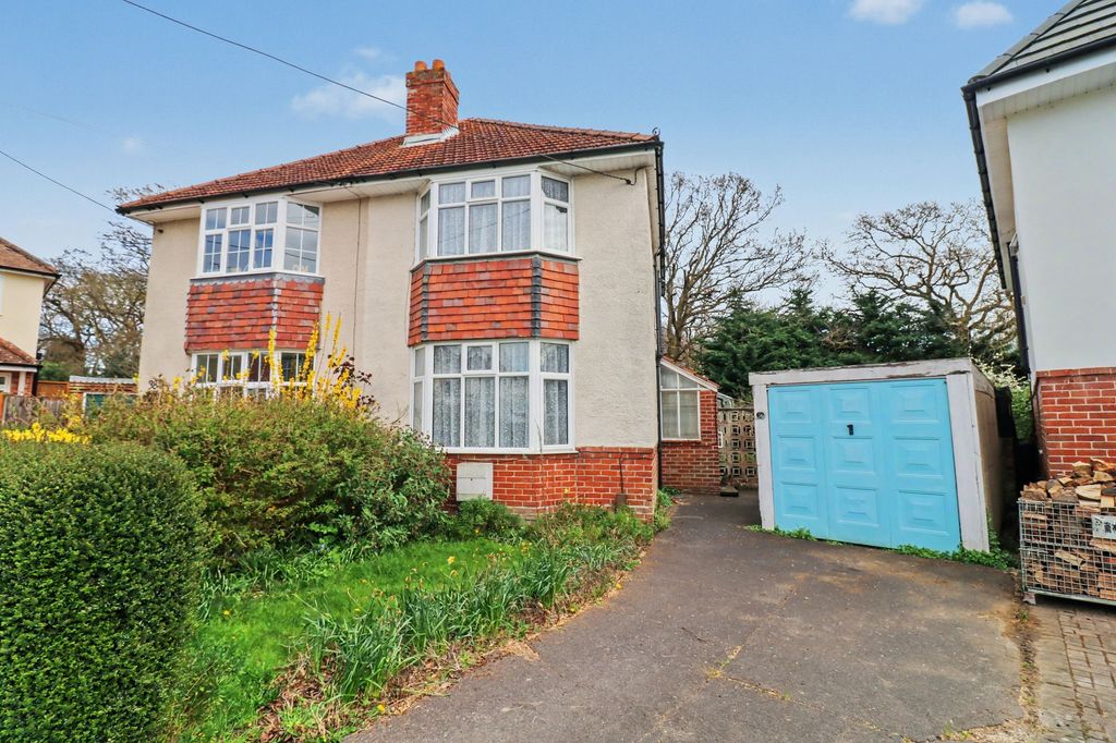 Property photo 1 of 17