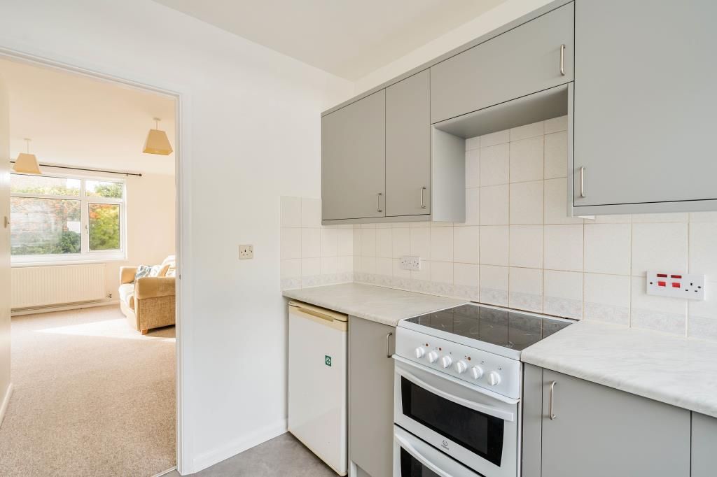 Property photo 2 of 15 Kitchen