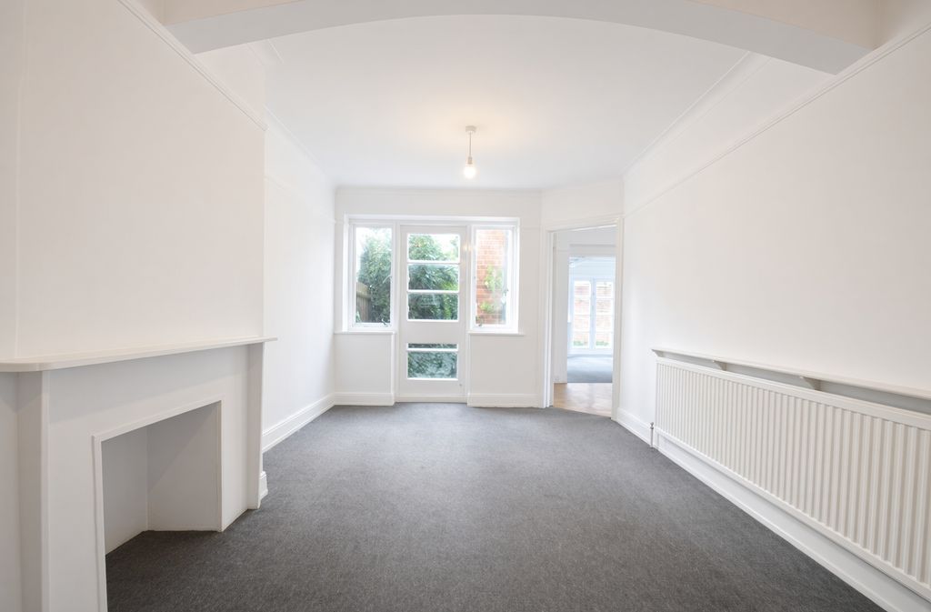 Property photo 3 of 11 Cvzw6