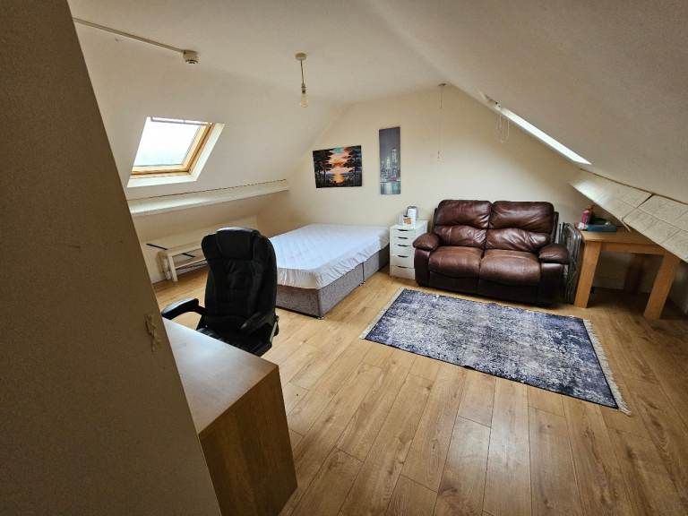 Property photo 1 of 4