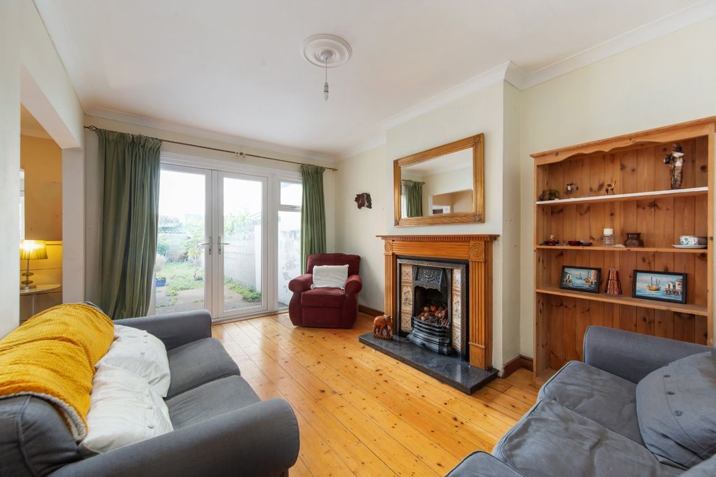 Property photo 3 of 14 Picture No. 04