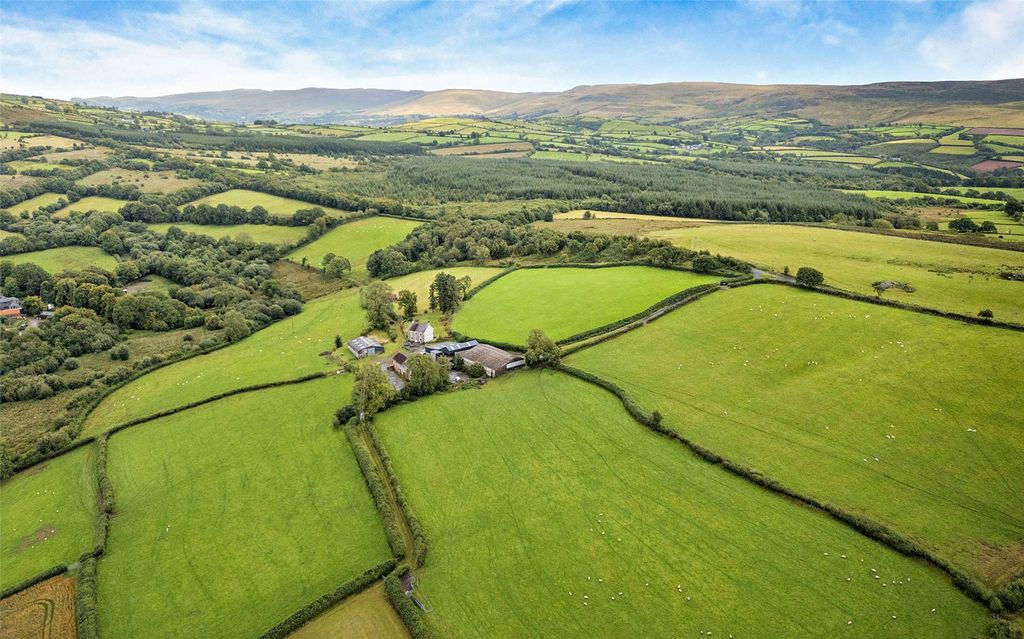 Property photo 2 of 72 Aerial